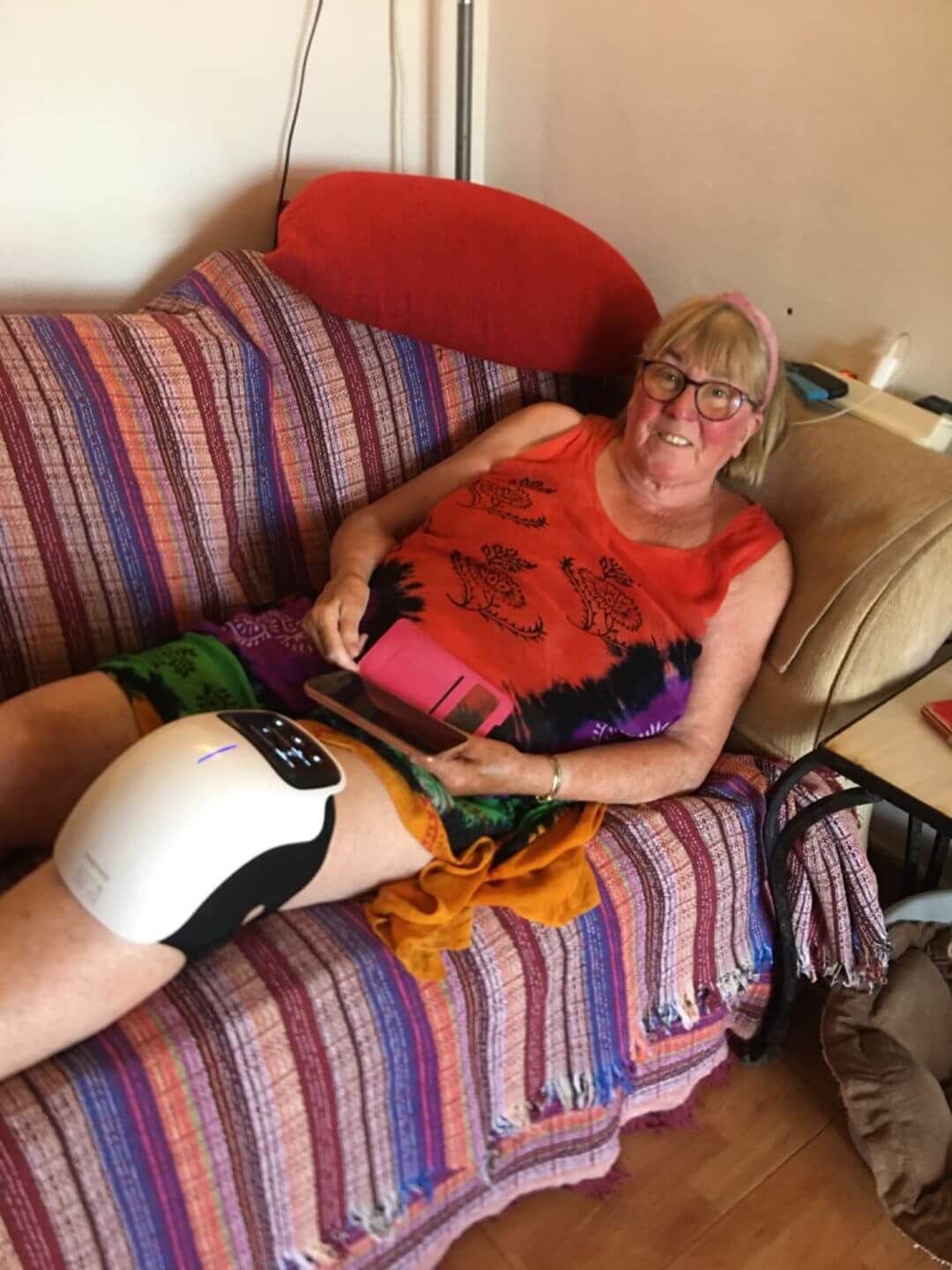 Customer using massager 3