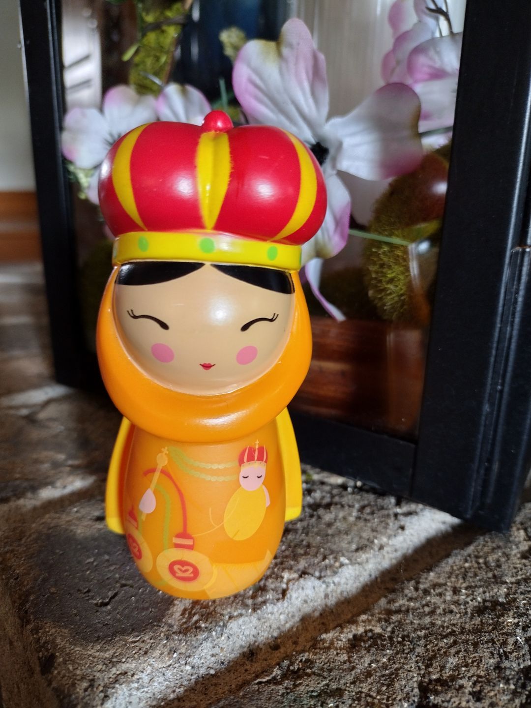 Customer photo review of Our Lady of Good Health Shining Light Doll