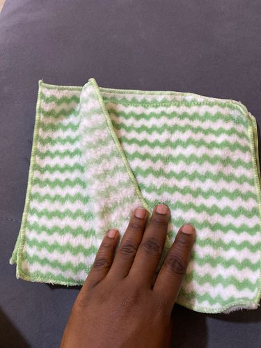 Customer photo review of Microfiber Cleaning Rag (Pack Of 4)