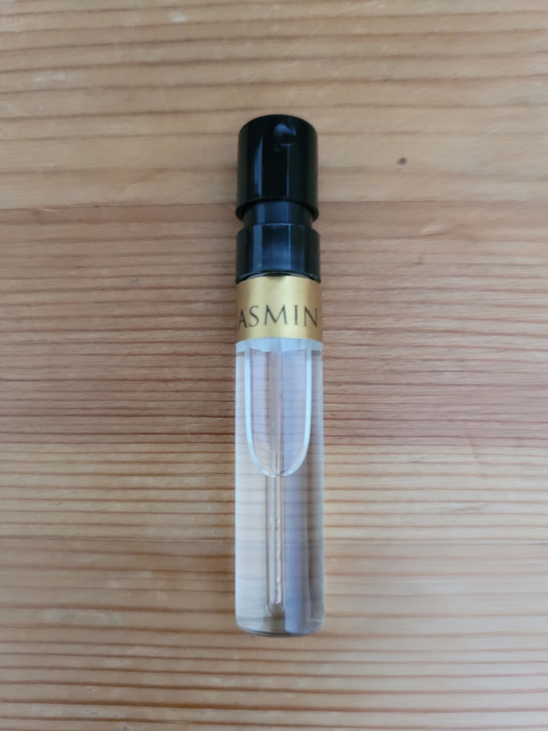 Customer photo review of Jasmin Est