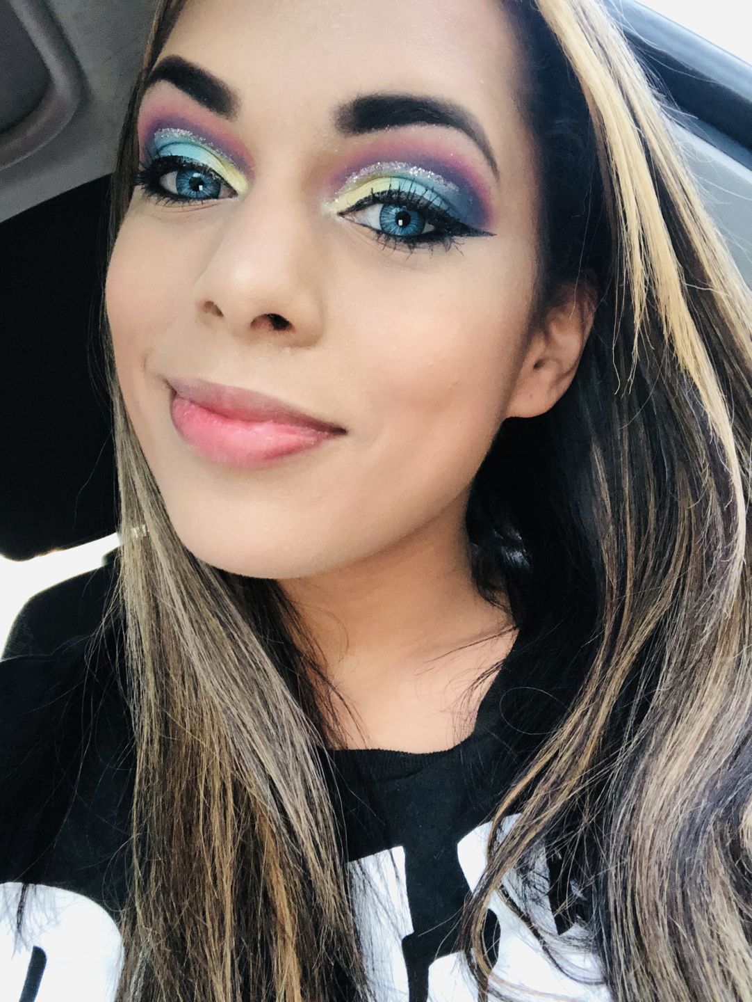 Customer photo review of New York Blue Prescription Coloured Contact Lenses