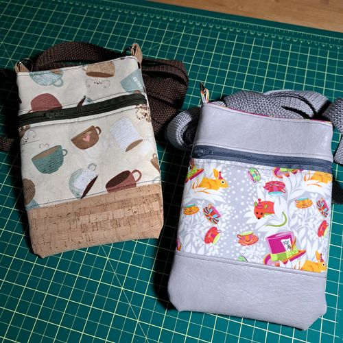 Customer photo review of Wanderlust Phone Bag Pattern