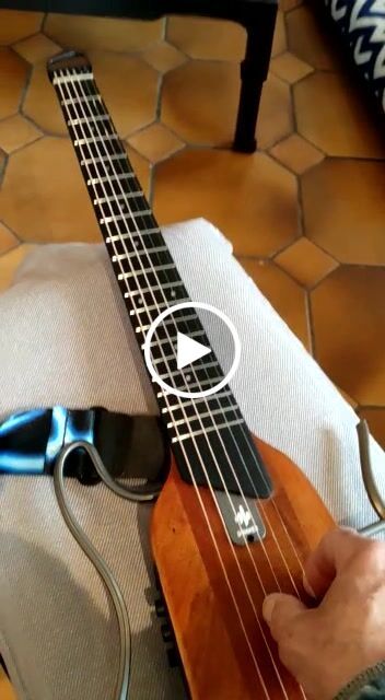 Customer video review of Donner HUSH-I Guitare