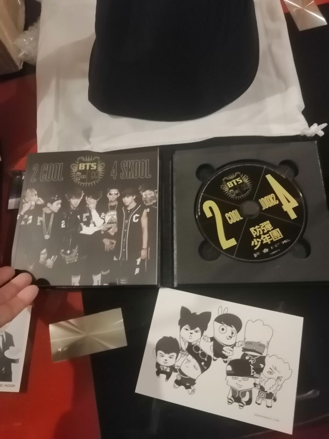 Customer photo review of BTS - 1ST SINGLE ALBUM 2 COOL 4 SKOOL