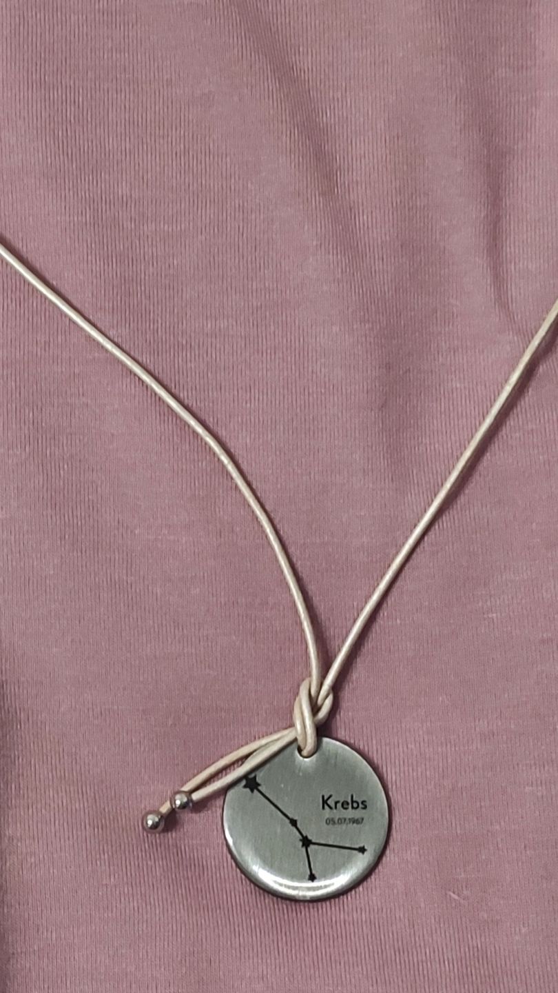Customer photo review of personalisierbare Halskette - Sternzeichen