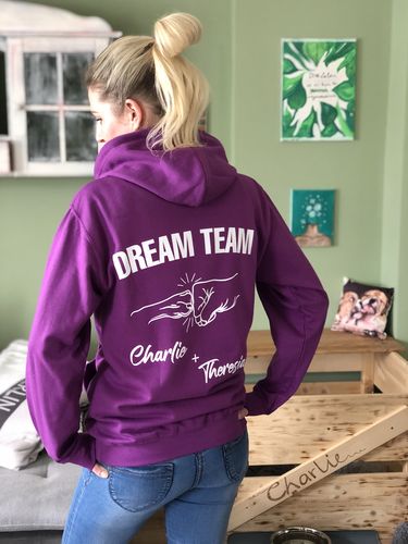 Customer photo review of Dream Team Fauststoß - Individueller Hoodie Unisex Rückendruck