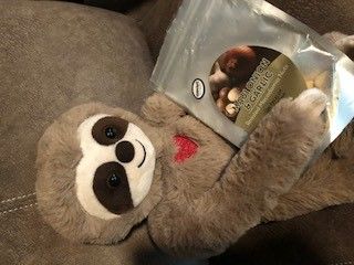 Customer photo review of Maui Onion & Garlic Macadamia Nuts