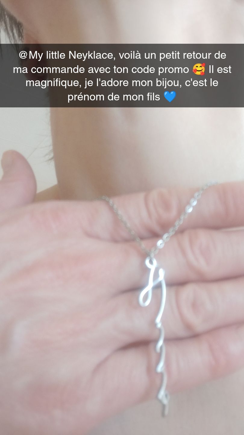 Customer photo review of Collier Signature Personnalisable