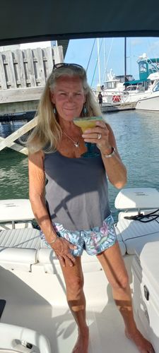 Customer photo review of Rusk Deepshine Lustre Shine Enhancing Lusterizer,4.4 Oz.