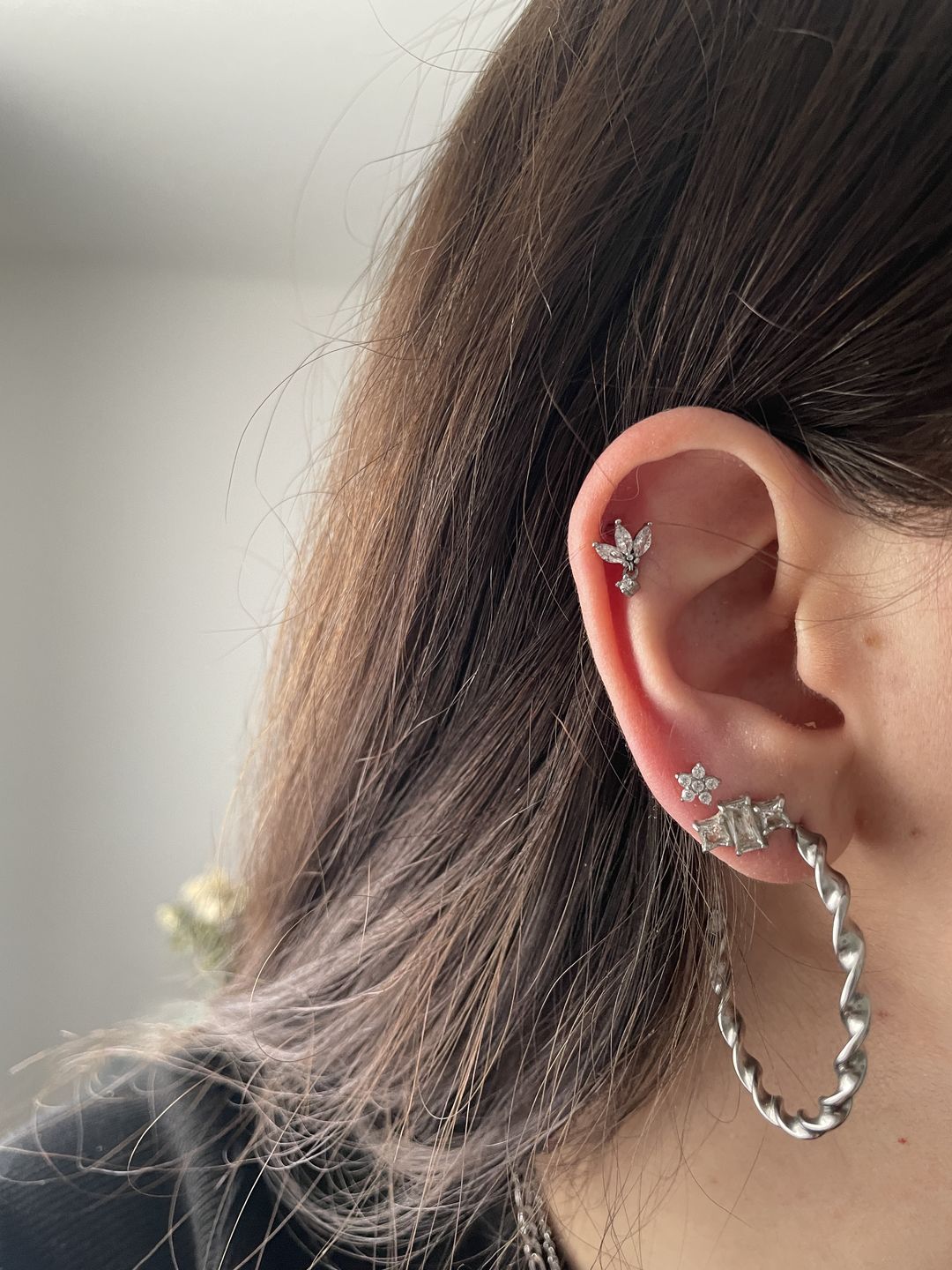 Customer photo review of Cataleya 2 Piercing | 18K vergoldet