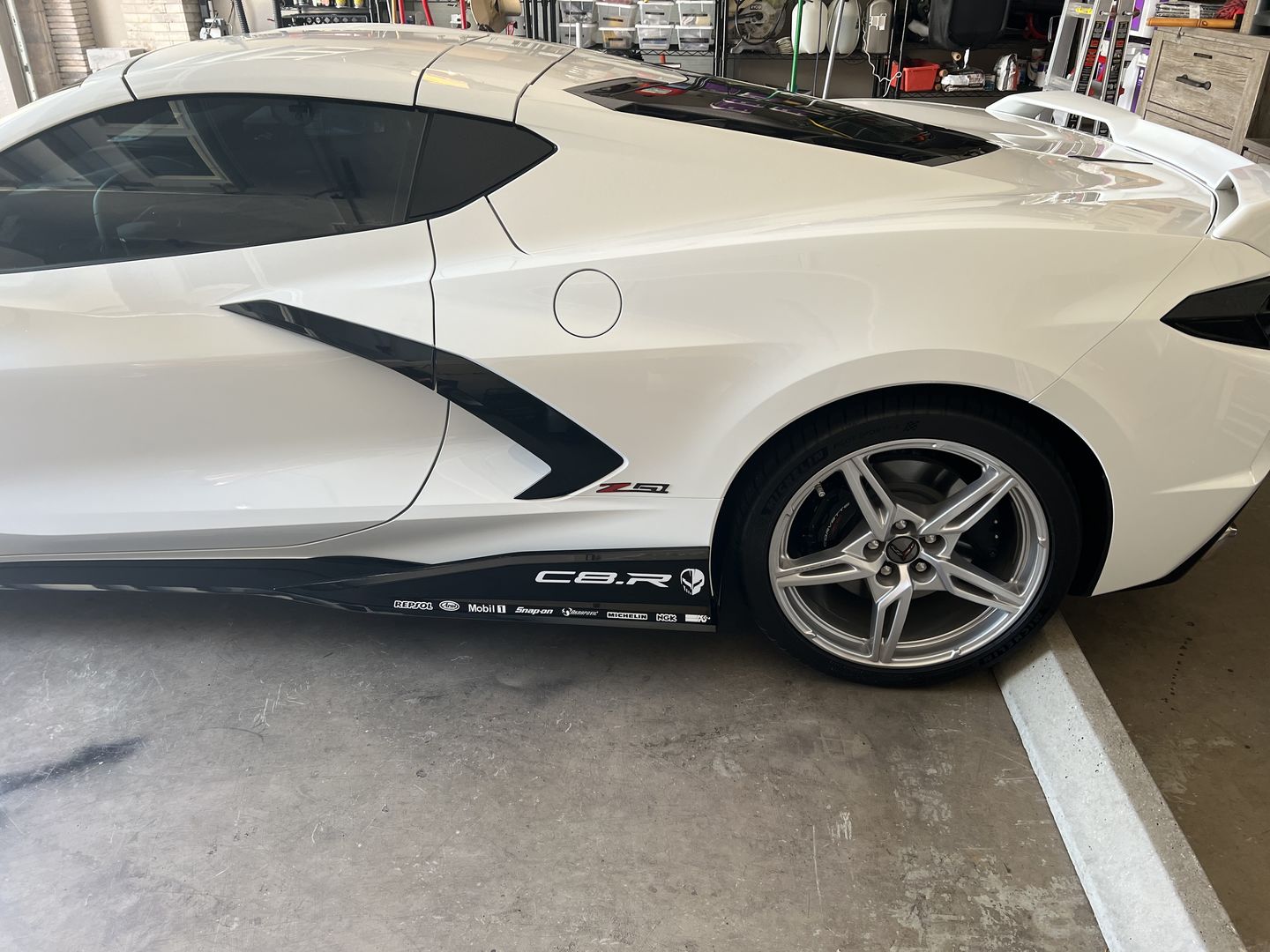 Customer photo review of Chevrolet Corvette C8 3VM Side Skirts Rocker Panels