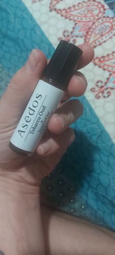 Customer photo review of TOBACCO OUD PERFUME OIL