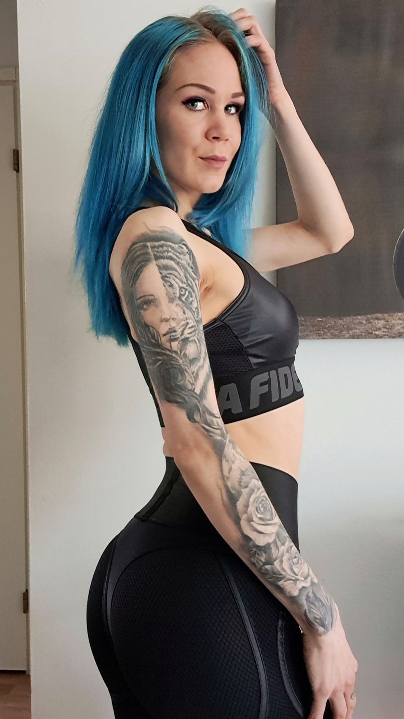 Customer photo review of Extra Sex Corsage Black Skin