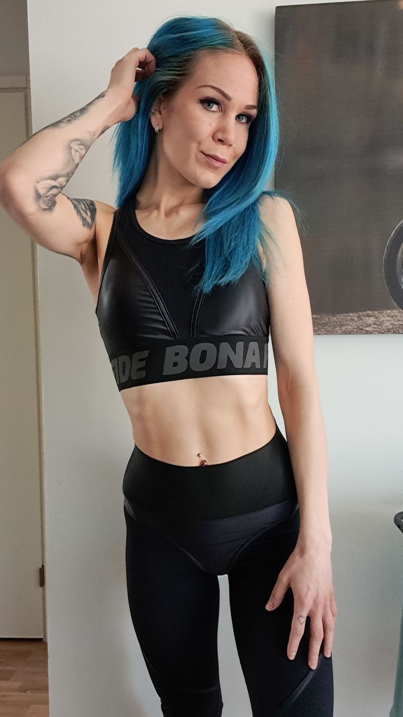 Customer photo review of Top For Top Black Skin