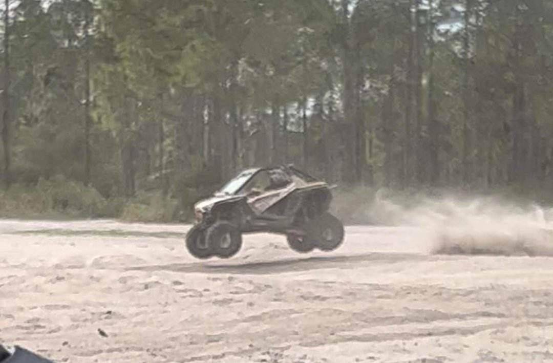 Customer photo review of RPM-SxS Polaris RZR PRO XP & Turbo R Silicone Intake & Charge Tube SET