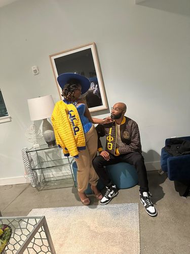 Customer photo review of D9 Reversible Puffer Bomber Jacket
