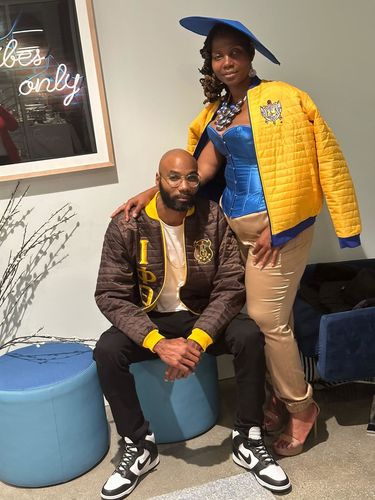 Customer photo review of *D9 Reversible Puffer Bomber Jacket