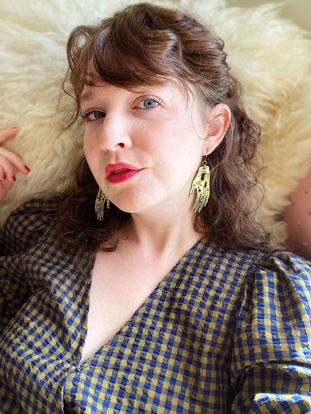 Customer photo review of Capsule Vestigium Earrings
