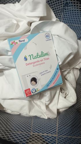 Customer photo review of Eco-Tiras de Detergente 40 lavados Natulim