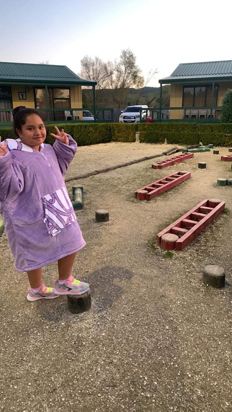 Customer photo review of KIDS BLANKET HOODIE - WAIPOROPORO