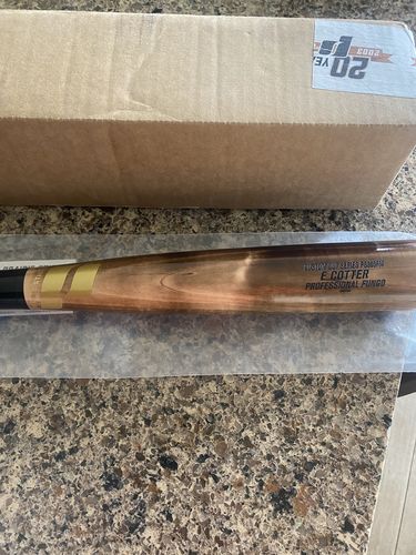 Customer photo review of CUSTOM PS200F BASEBALL FUNGO