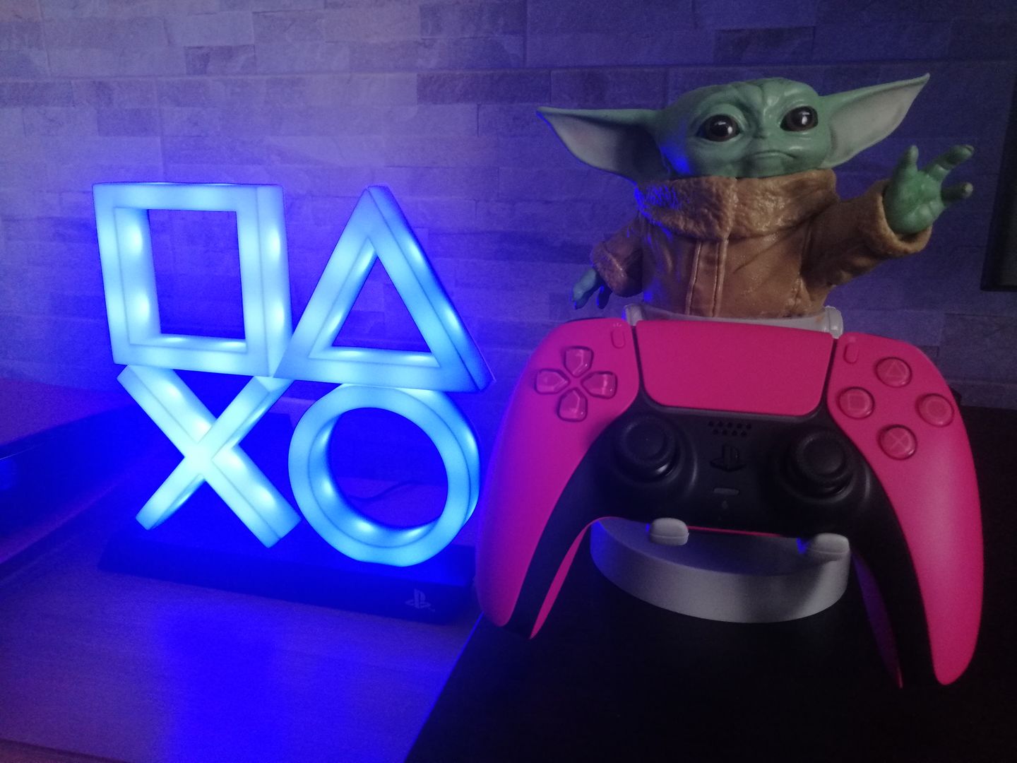 Customer photo review of PlayStation 5 (PS5) DualSense Wireless Controller - Nova Pink