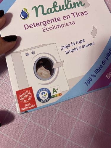 Customer photo review of Eco-Tiras de Detergente 40 lavados Natulim