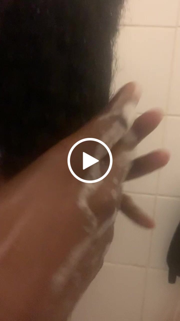 Customer video review of "Tangle Slayer" Extreme Slip Detangling Conditioner