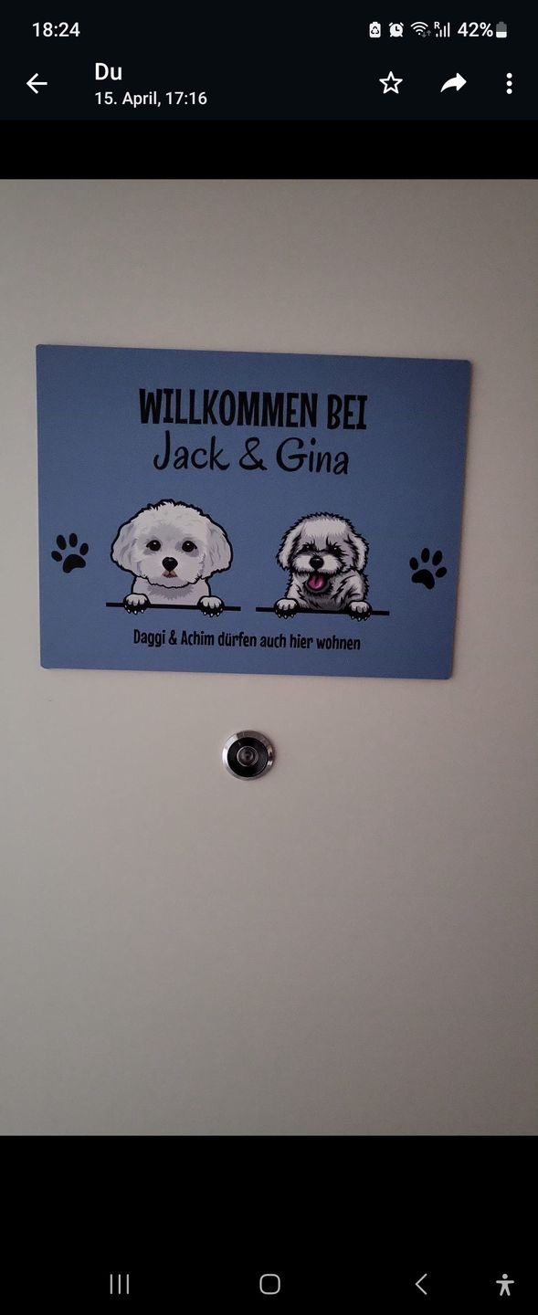 Customer photo review of Spähende Haustiere - Individuelles Türschild