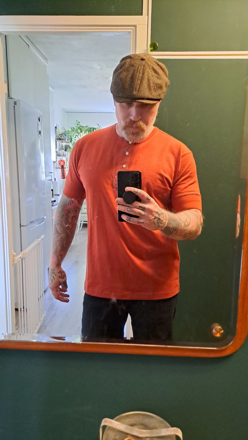 Customer photo review of Vintage Short Sleeve Henley T-Shirt - White