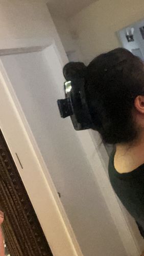 Customer photo review of XXL Dreamy Claw Clip