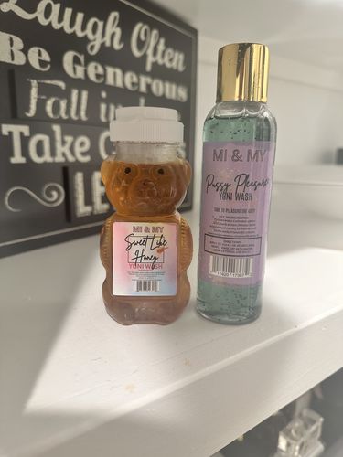 Customer photo review of Sweet Like Honey Yoni Wash
