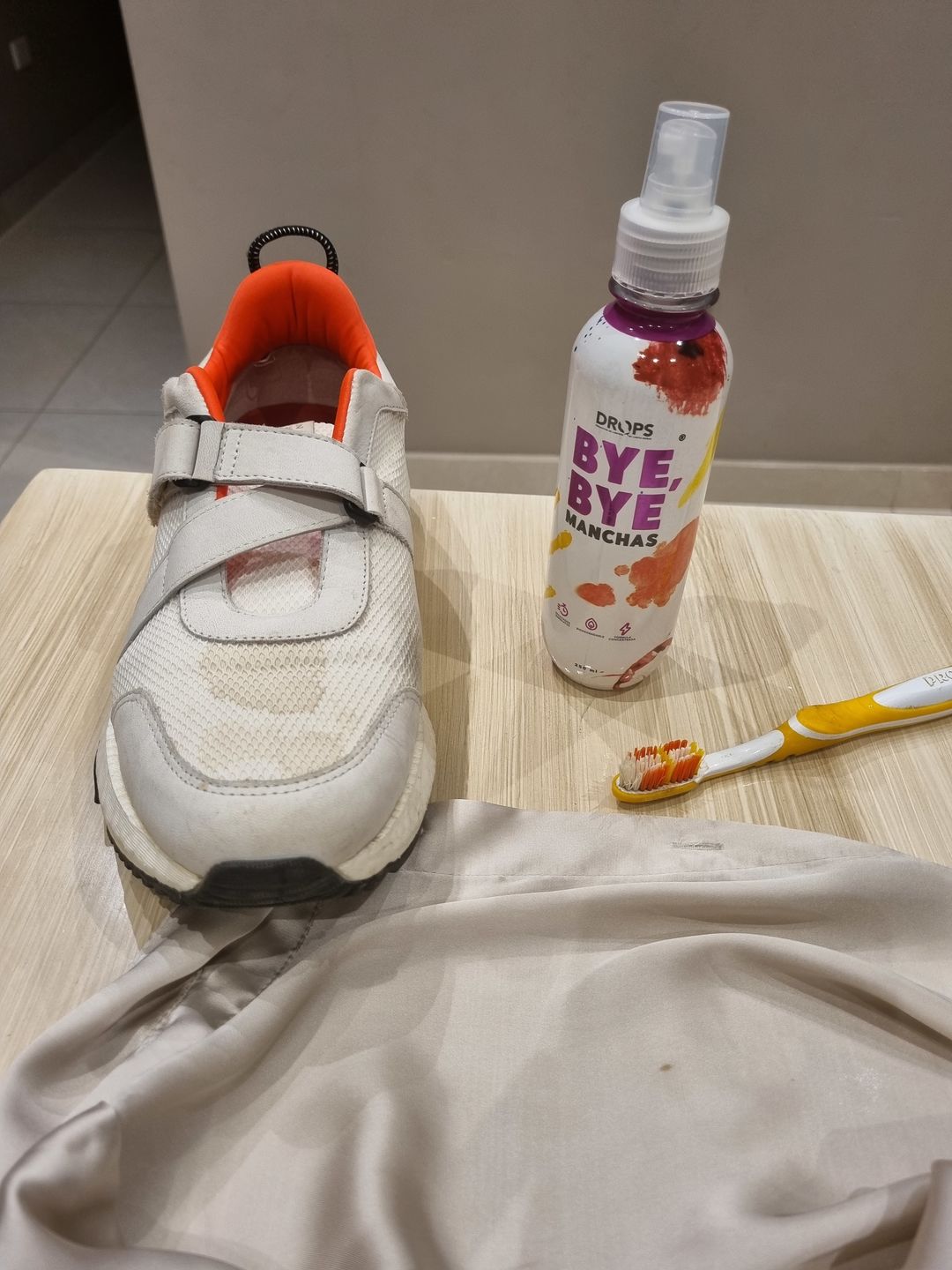 Customer photo review of Quitamanchas BYE BYE Manchas 250 ml
