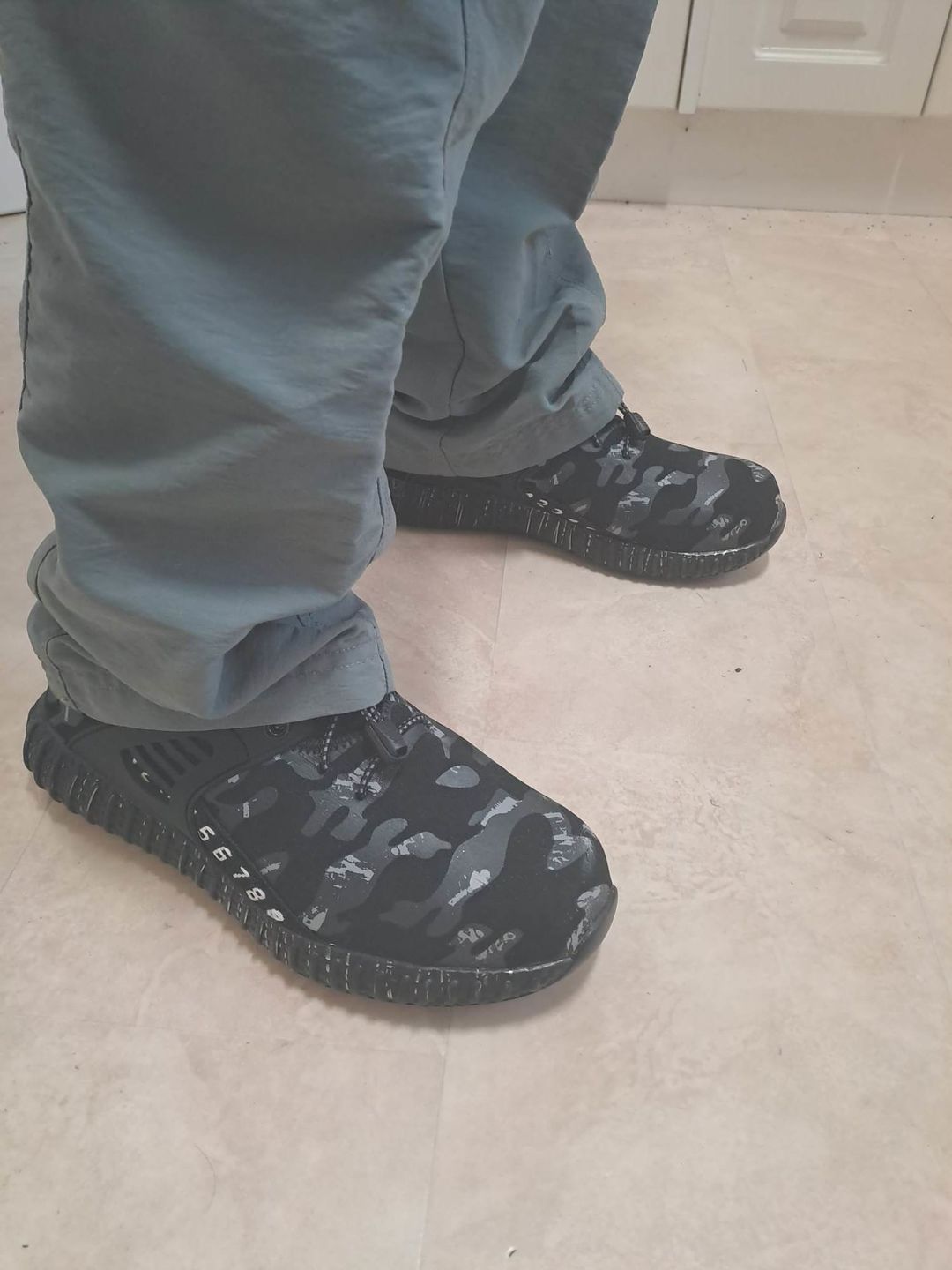 Customer photo review of CamoX™ Black White