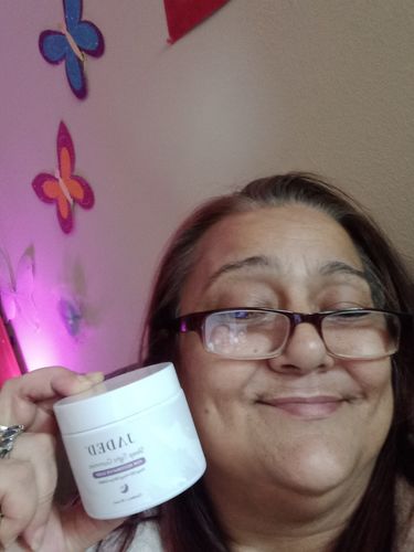 Customer photo review of Sleep Tight Gummies
