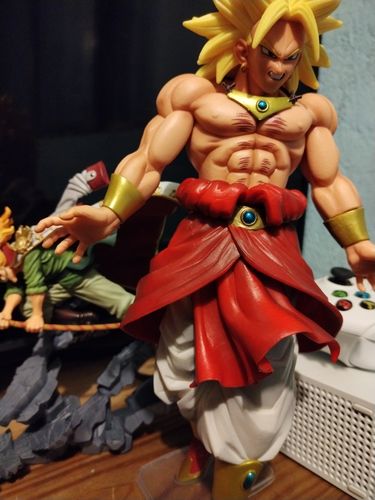 Customer photo review of Bandai Tamashii Nations: Dragon Ball Super - Sayajin Broly 94 Back To The Film Ichiban Estatua