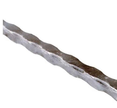 Customer photo review of Barra in ferro battuto quadro pieno 12x12