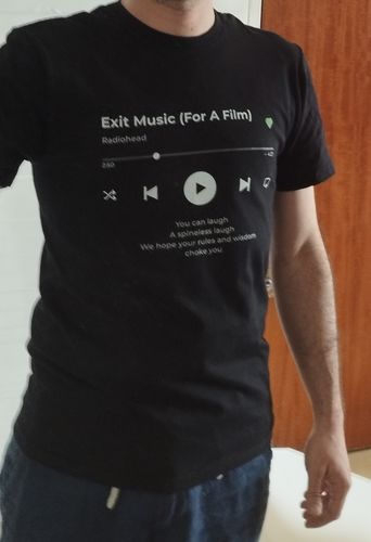 Customer photo review of Your Favorite Song T-Shirt Music Player