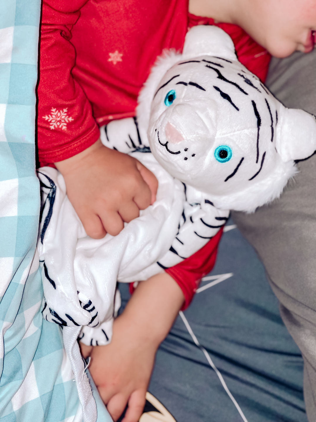 Customer photo review of Delly the White Tiger