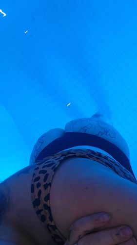 Customer photo review of 'Thrive' High Rise Cheeky Bikini Bottoms