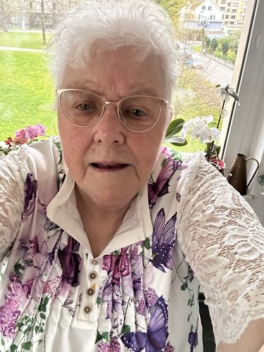 Customer photo review of Elegancka bluzka w kwiaty