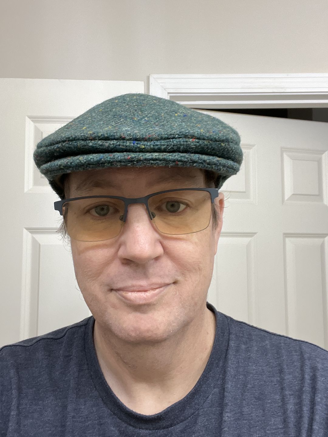 Customer photo review of Vintage Cap Linen 4th of July Limited Edition