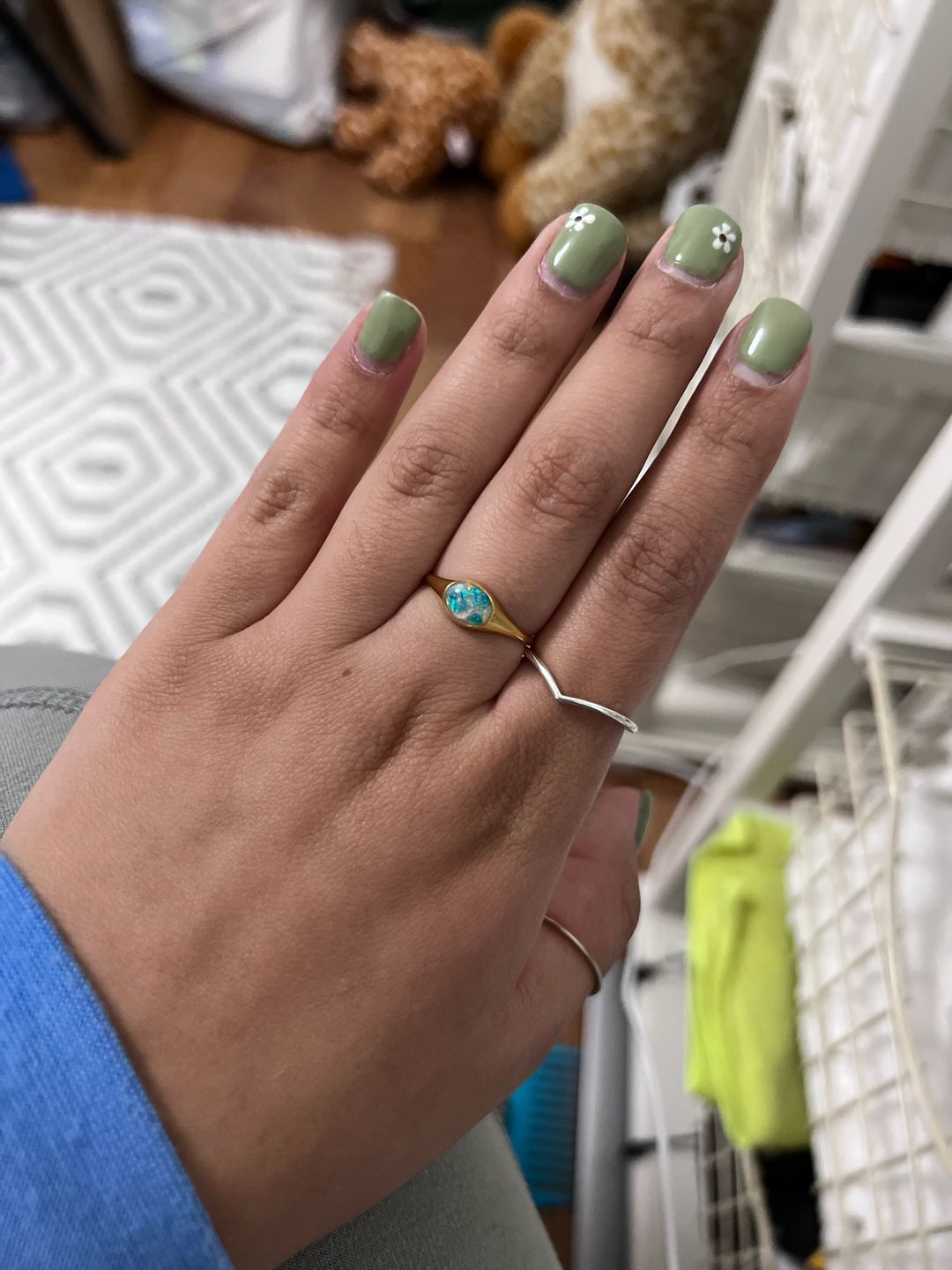 Customer photo review of Golden Oval Ring with Cremation Ashes