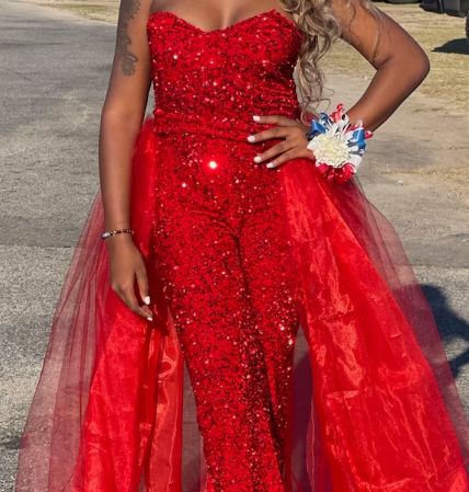 Customer photo review of Red Sequin on Velvet