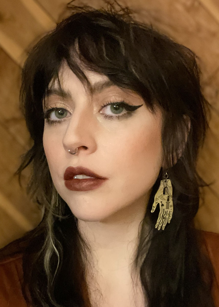Customer photo review of Capsule Vestigium Earrings
