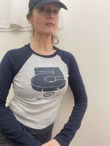 Customer photo review of RTK (W) No. 1020 CROP LETTERED GRAPHIC LONGSLEEVE