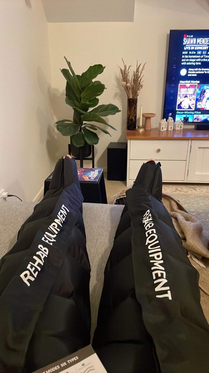 Customer photo review of 6 Chamber Recovery Boots