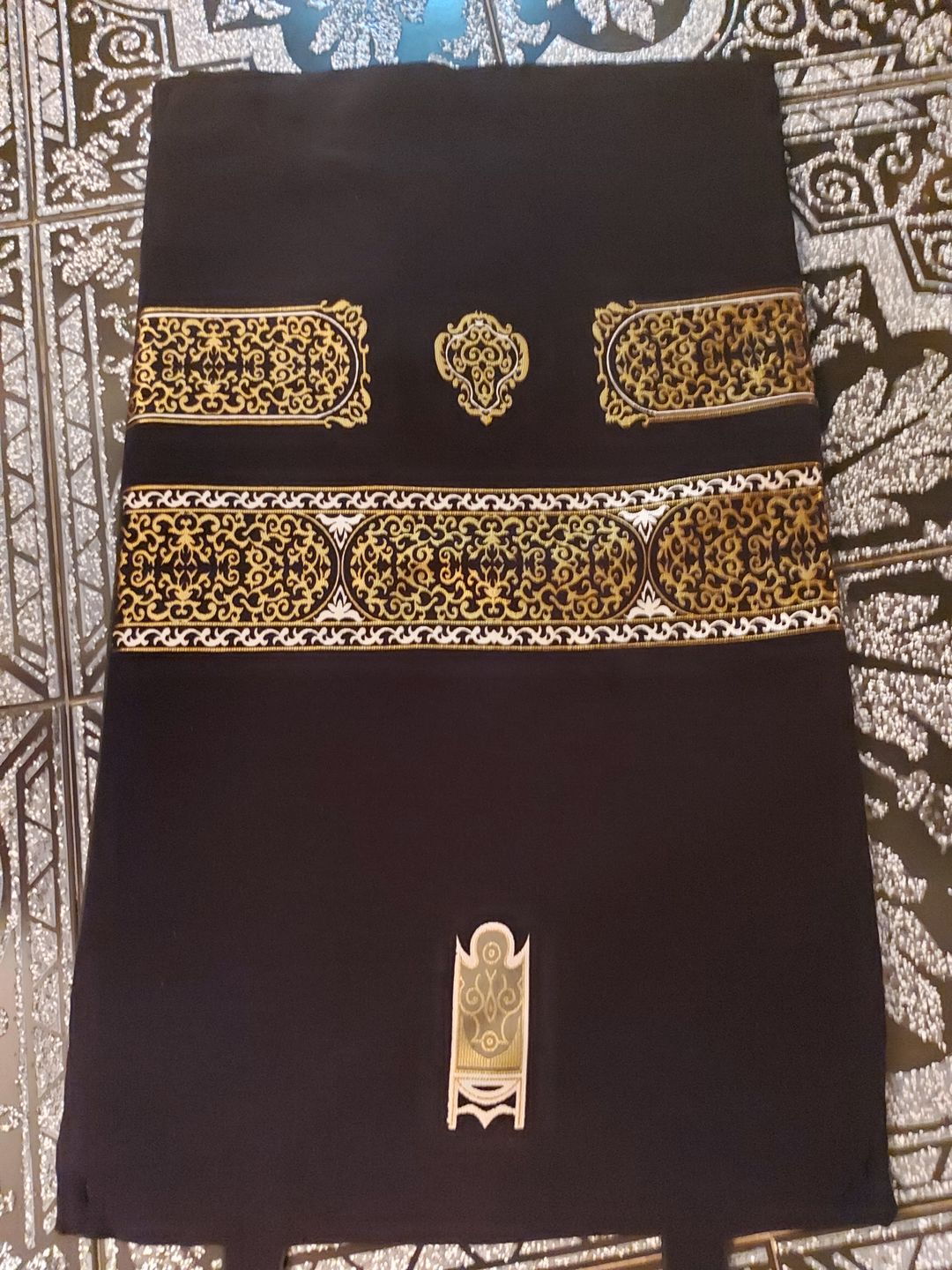 Customer photo review of Memory Foam Portable Prayer Mat