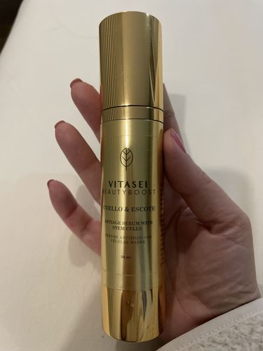 Customer photo review of SERUM CUELLO Y ESCOTE CON CÉLULAS MADRE