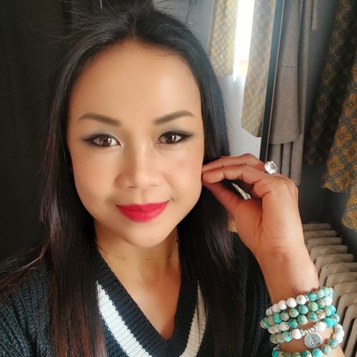 Customer photo review of Bracelet mala en Turquoise et Howlite avec charm